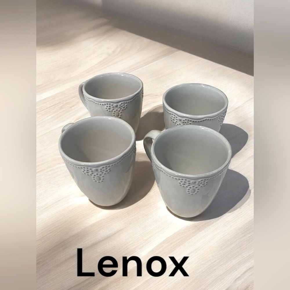 Lenox ivory white French scallop 4 set coffee mugs stoneware